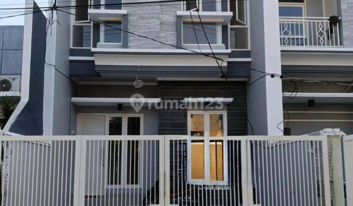 D118. Rumah Baru Gress Modern Minimalis Mulyosari Utara 1