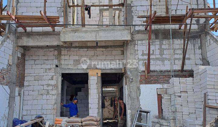 D216. Dijual Rumah Konsep Kost Baru Gress Wisma Tropodo 1