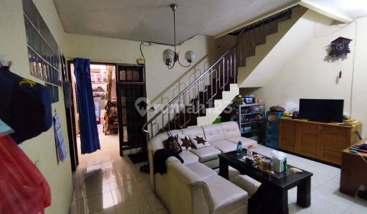 D220. Dijual Rumah Barata Jaya Surabaya 2