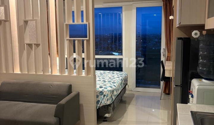 Studio Full Furnish Breeze Move-In Ready Newly Renovated Studio Full Furnish Breeze Move-In Ready Newly Renovated