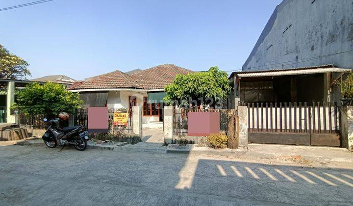 Dijual rumah luas dan strategis di Bekasi Timur  2