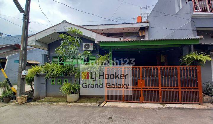 Rumah Hook Siap Huni di Pondok Pekayon Indah Bekasi  1