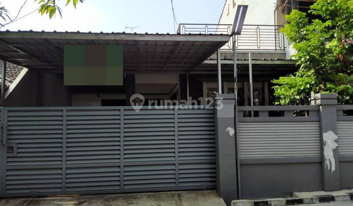 Dijual Rumah Strategis di Taman Galaxy Bekasi  1