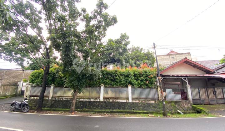 Dijual Rumah Luas 2 Lantai Pinggir Jalan Raya di Petukangan Jakarta 2