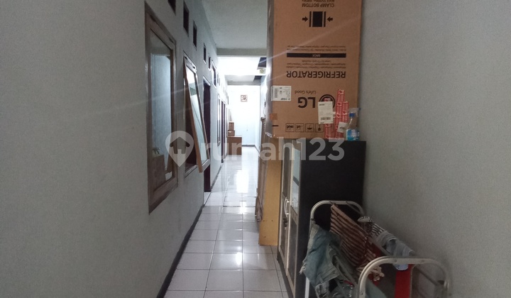 Active Dormitory Strategic Location Near Bkr Wing 2