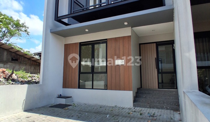 Rumah Minimalis Bangunan Baru di Arcamanik Antapani