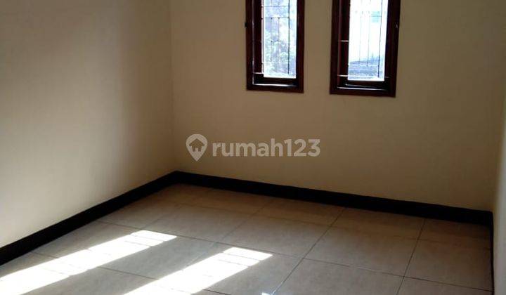 Rumah Bagus Buat Kantor Di Suryalaya Buah Batu 2