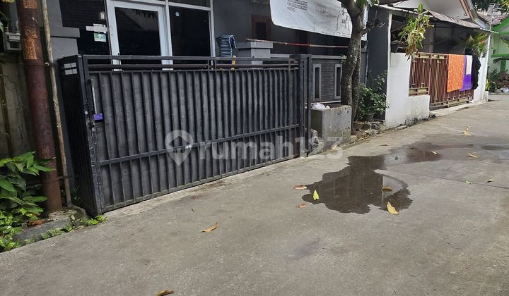 Ready-to-Occupy House in Dasana Indah 2