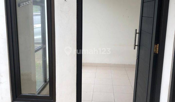 Rumah siap huni di panorama sepatan dekat bandara soeta 4