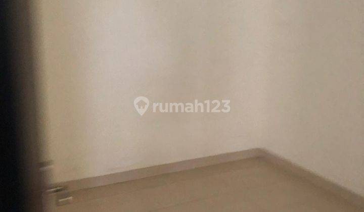 Rumah siap huni di panorama sepatan dekat bandara soeta 5