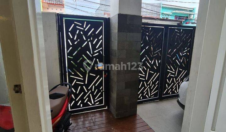 RUMAH 3 LANTAI Furnished siap huni di dasana indah bonang dekat gading serpong 2