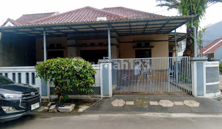 RUMAH DI VILLA ILHAMI ISLAMIC POSISI HOOK