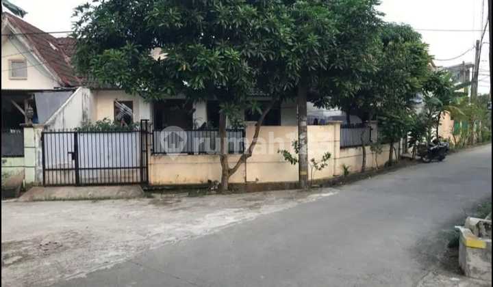 Rumah Di Jalan Utama Medang Lestari