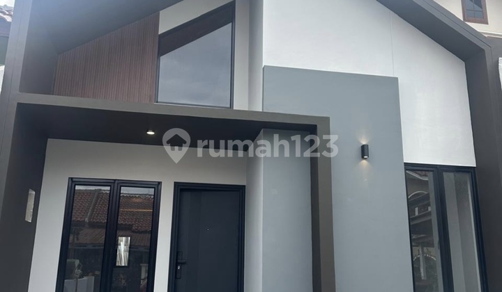 New Ready-to-Occupy House in Palem Semi Karawaci New Ready-to-Occupy House in Palem Semi Karawaci
