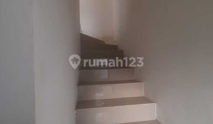 Over Kredit Rumah Aryana Karawaci  2