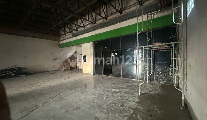 Gudang Siap Pakai Di Jalan Utama Karawaci Legok