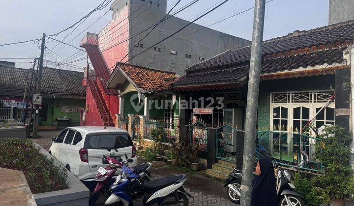 Rumah Murah Siap Huni Depan Taman Di Perumnas Karawaci 1