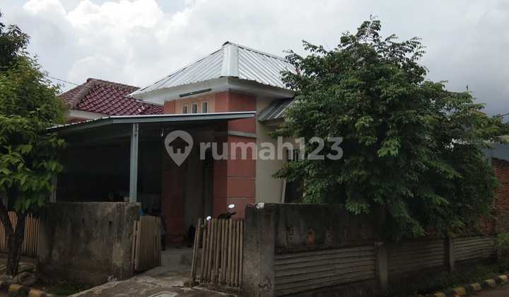 Rumah Hook di Legok Permai Rumah Hook di Legok Permai