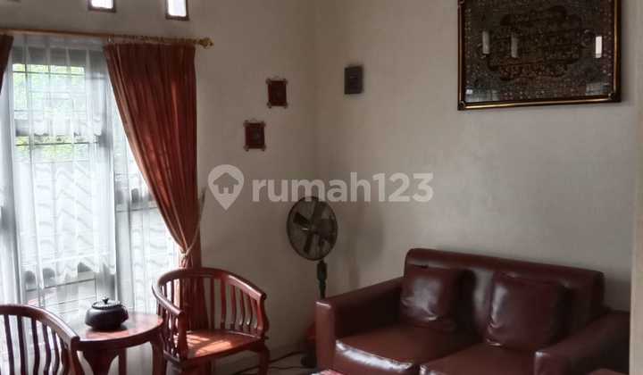 Rumah Siap Huni Di Perumnas Karawaci 2