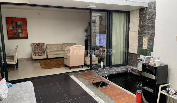 Rumah bagus, semi furnished di Kebayoran Bintaro 1