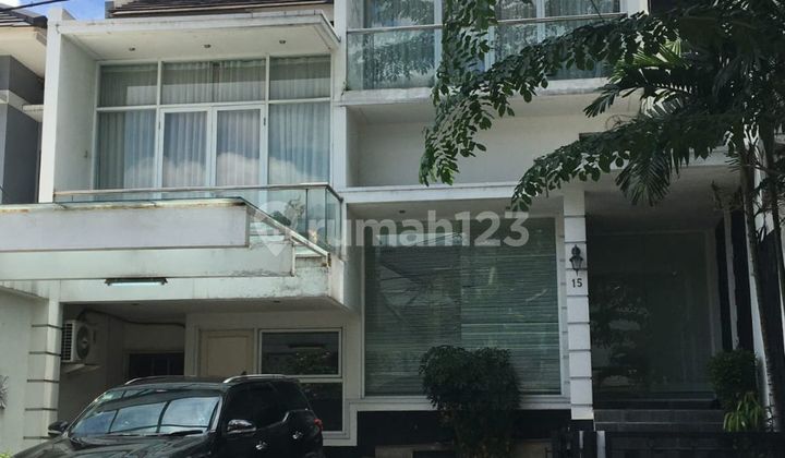 Rumah siap huni dekat Bintaro.Plaza Shopping Mall