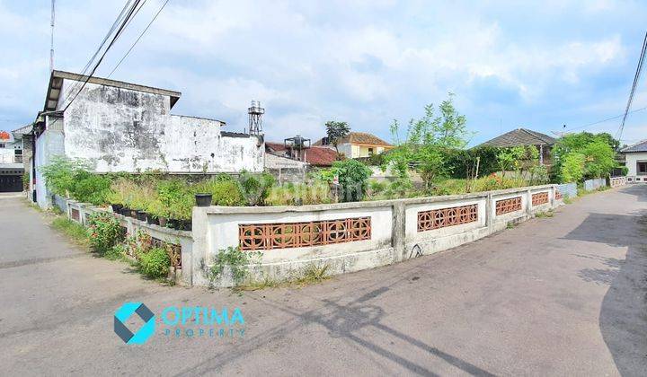 Tanah Dekat UGM Jalan Kaliurang Km 7 Timur Pasar Colombo