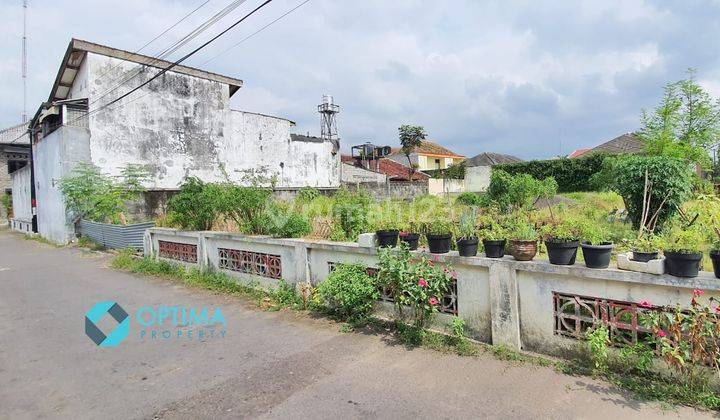 Tanah Dekat UGM Jalan Kaliurang Km 7 Timur Pasar Colombo