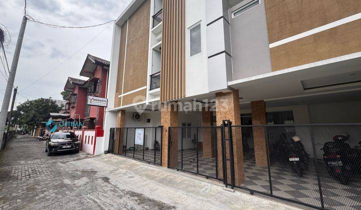 Kos Kost Eksklusif Seturan Dekat Upn Ykpn Uii Condongcatur Ugm 2