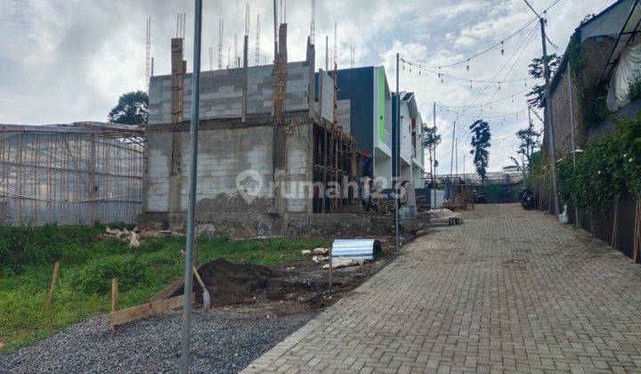 Rumah Cihanjuang Villa s 1 Unit Lagi Lokasi Dekat Curug Cimahi 1
