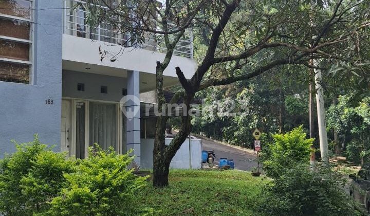 Minimalist House in Jatihandap Complex Near Cicaheum Terminal