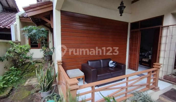 Well-Maintained Old House Near Pasteur Toll Road 2