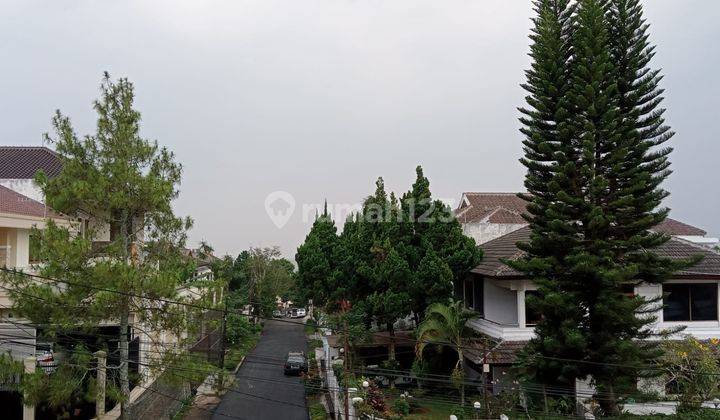 Rumah Cipaku Bandung Harga Dibawah Njop Terawat Semi Furnish 1