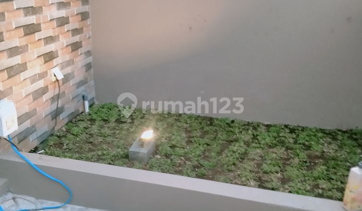 Rumah baru minimalis margahayu raya metro
dua lantai buahbatu 2