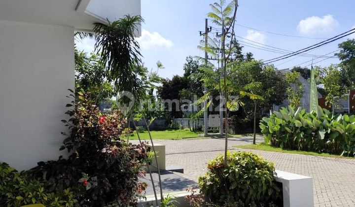 Rumah Baru Klojen 3Kt 2 Carport Elite Modern Tengah Kota
