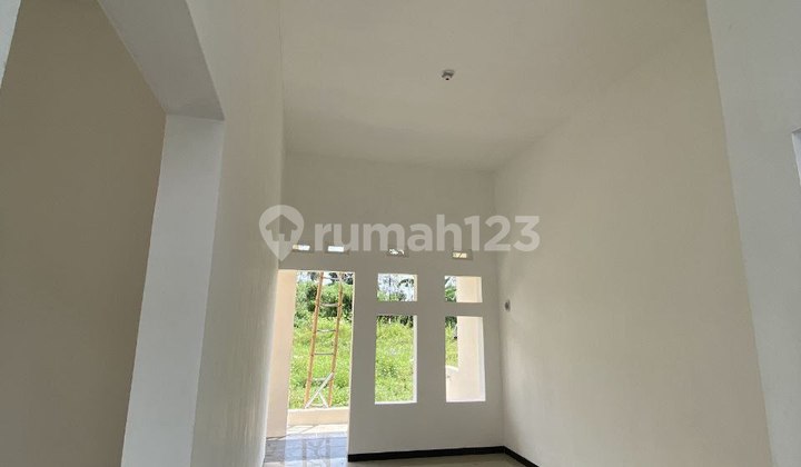 Rumah Baru Pakis 200Jtan Modern DP 0% Rumah Baru Pakis 200Jtan Modern DP 0%