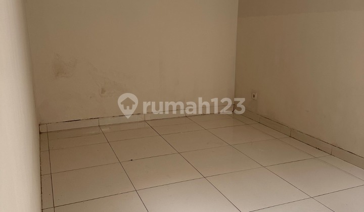 Nice house, in a cluster in Bintaro 9 2