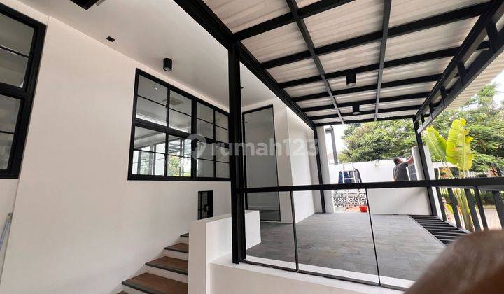 Rumah Dalam cluster di Discovery Bintaro Jaya 2