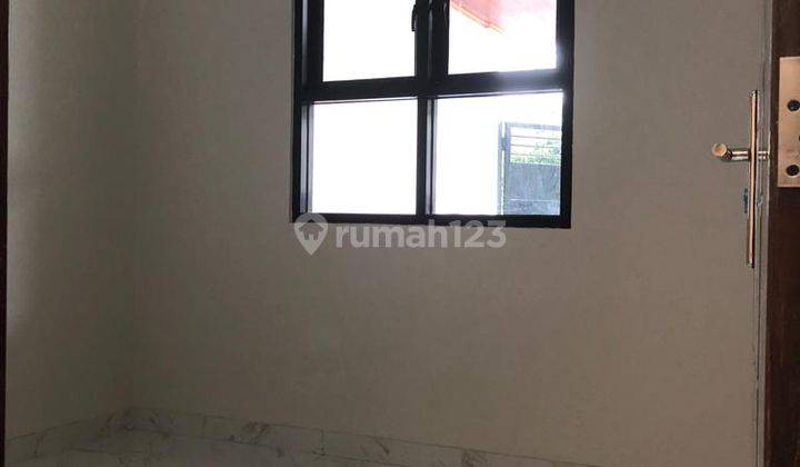 Rumah  Di Jual Full Renov,siap Huni Di Graha Raya Tangerang 2