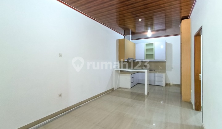 Nice House In Graha Raya Bintaro Jaya South Tangerang