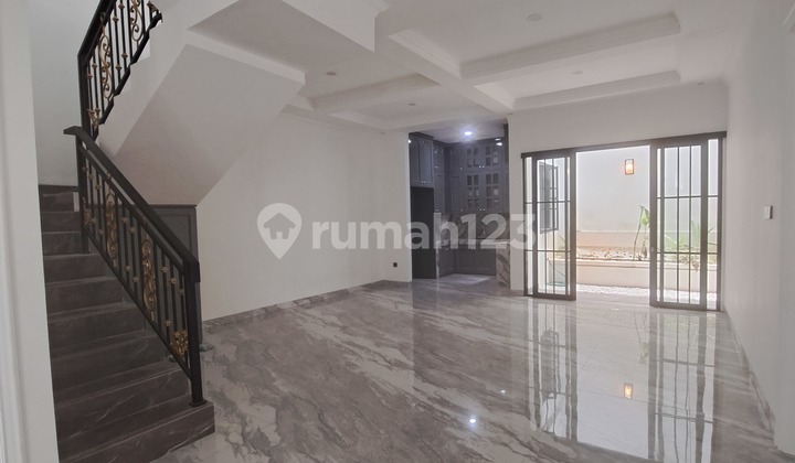 Rumah Mewah 2 Lantai, Siap Huni Lokasi Strategis di Sektor 9 Bintaro Jaya. SHM