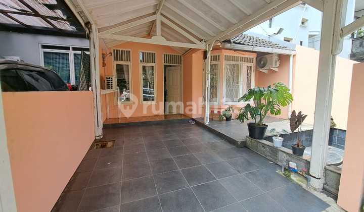Nice House in Cucur Barat Bintaro Jaya Sector 4