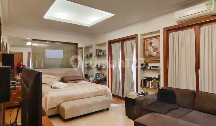 Nice and Spacious House on Cempaka Street, Pesanggrahan, South Jakarta