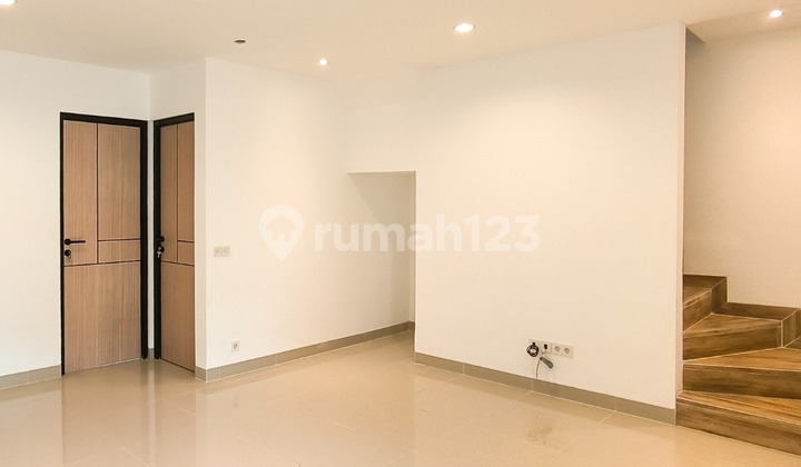 Rumah Baru,dalam cluster di Graha Raya Rumah Baru,dalam cluster di Graha Raya