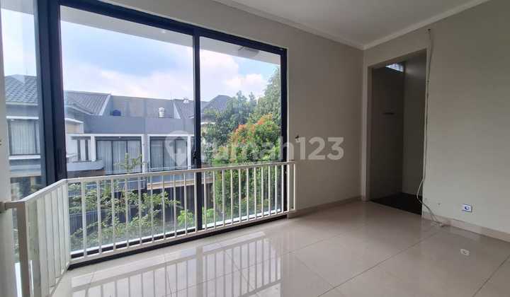 Nice 2-Story House, Wide Road in Bintaro Jaya 7