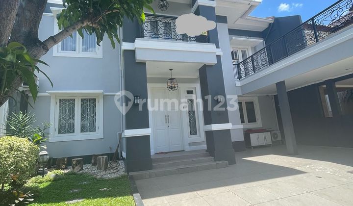 Rumah dalam cluster di Senayan Bintaro Jaya 9 Rumah dalam cluster di Senayan Bintaro Jaya 9