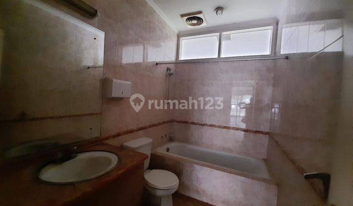 Rumah Hitung Tanah Di Jl Kemang Timur Raya Jakarta Selatan 2