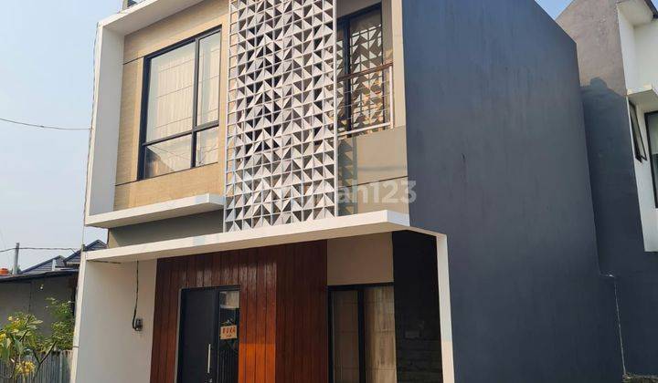 Dijual SEGERA Rumah Baru dan Bagus Siap Huni di Perum Alana Signature, Serpong, Tangerang Selatan 1