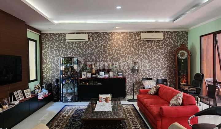 Beautiful House, Strategic Location in Kebayoran Cluster, Bintaro Jaya