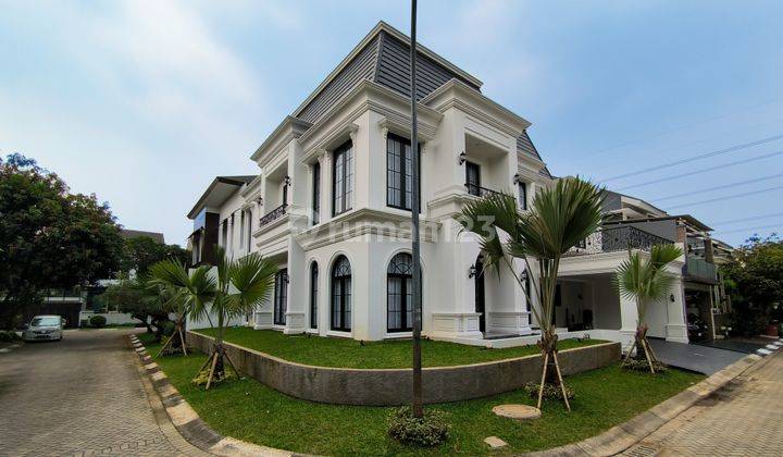 Rumah Cantik dan Mewah, Posisi Hoek, ada pool di Kebayoran Residence, Bintaro Jaya 2