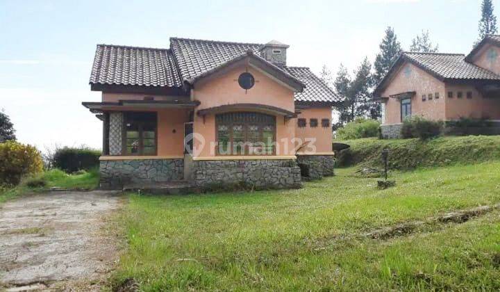 Villa Siap Huni Di Ciater Highland Resort Lembang Bandung 2